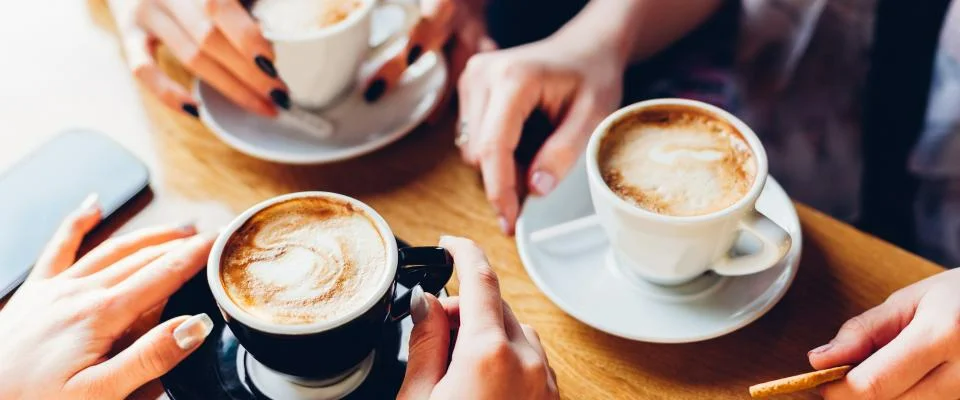 Article Two Hands and Coffee