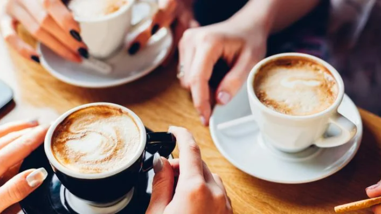 Article Two Hands and Coffee
