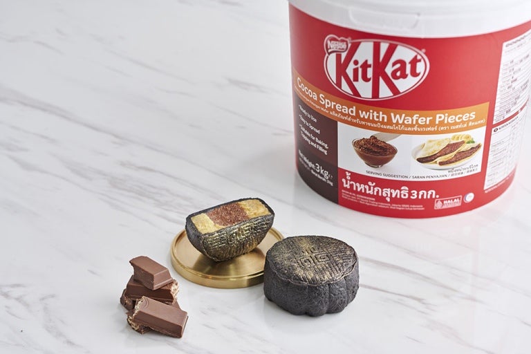 Black Gold - Durian with KITKAT Spread and KITKAT Bites