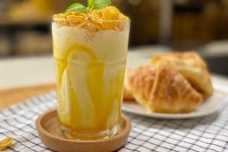 Mango Peach Smoothie
