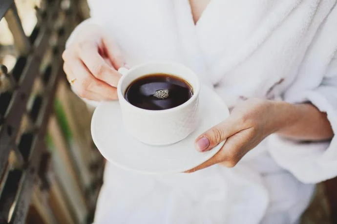 Article 2 Coffee Cup White Wit